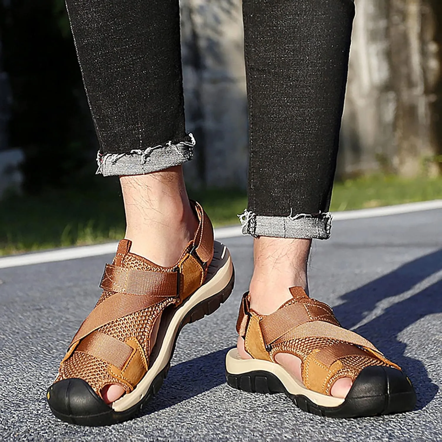2023 New Andals Men's Breathable Sports Outdoor Beach Shoes Slip Hollow Cowhide Men's Shoes Sandals Wide Width Men
