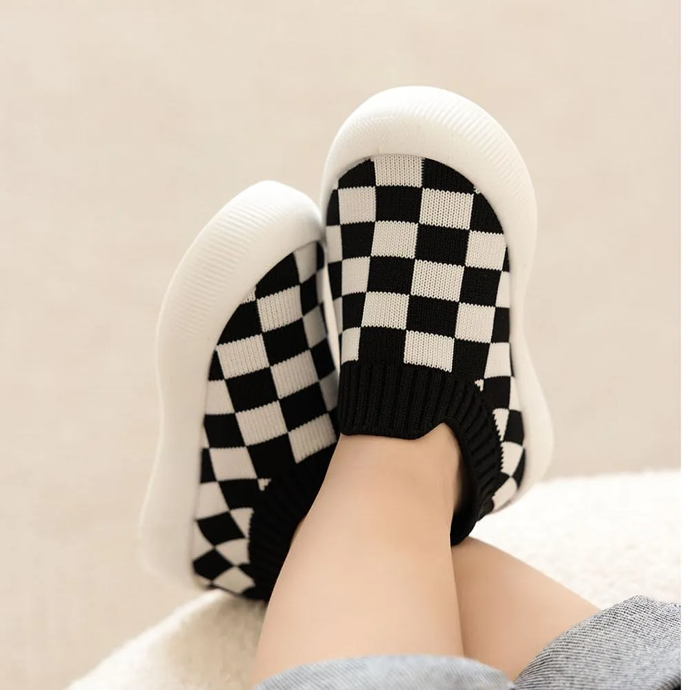Baby Shoes,Infant Girls Boys First Walking Shoes，Unisex Toddler Lightweight Non Slip Soft Sole Sneakers.
