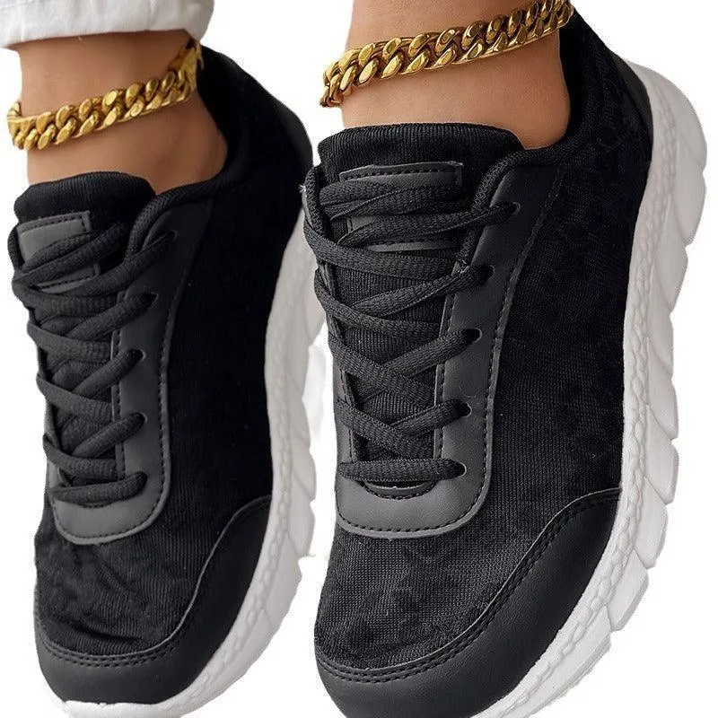 Breathable lightweight canvas shoes
