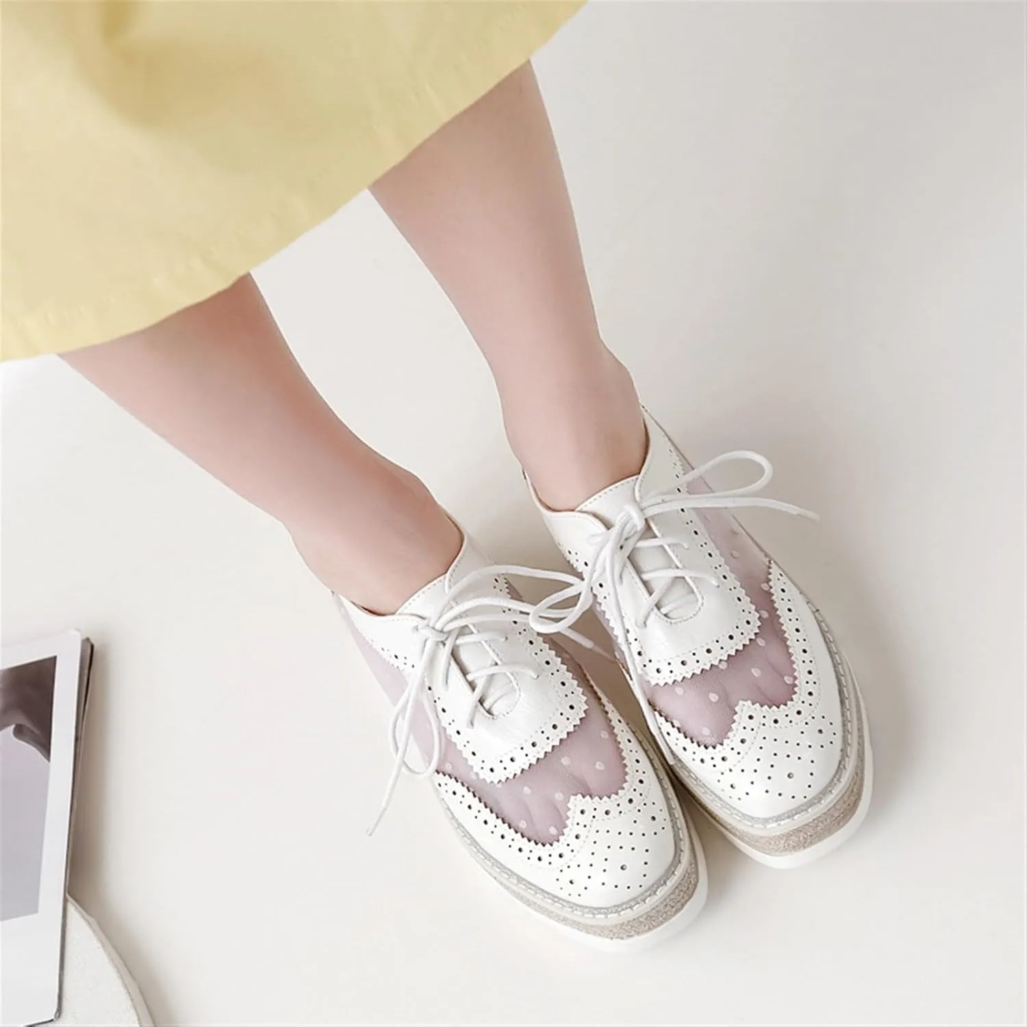 Breathable Sneaker Shoes For Women Handmade Lace Up Mesh Platform Wingtips Brogues Office Daily Wear Flat Oxford Shoes