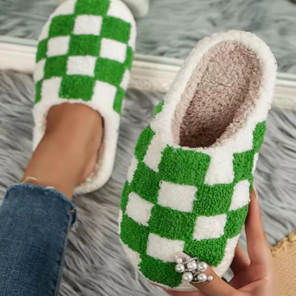 Checkered Slippers for Women Men, Cozy Plush Warm Slip-on Plaid House Slippers for Indoor and Outdoor Bedroom House Shoes with Faux Fur Lining