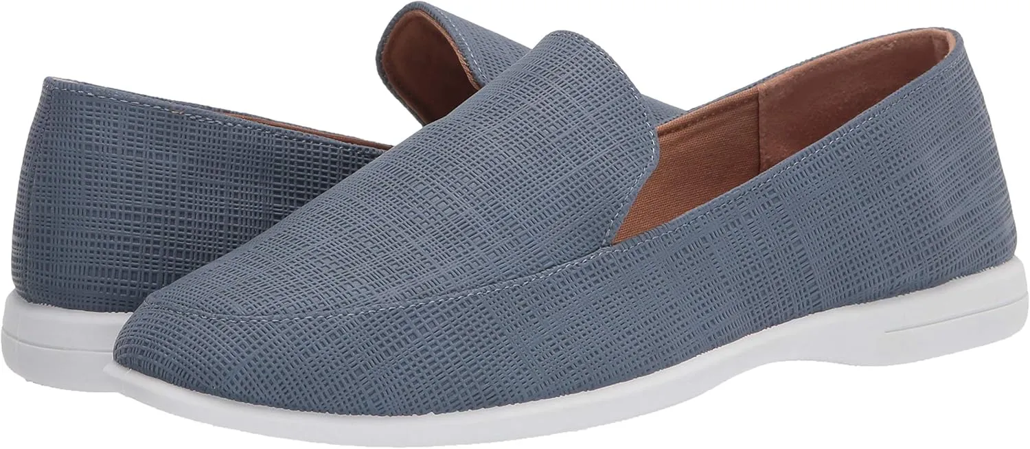 CL by Chinese Laundry Women's Calming Loafer Flat