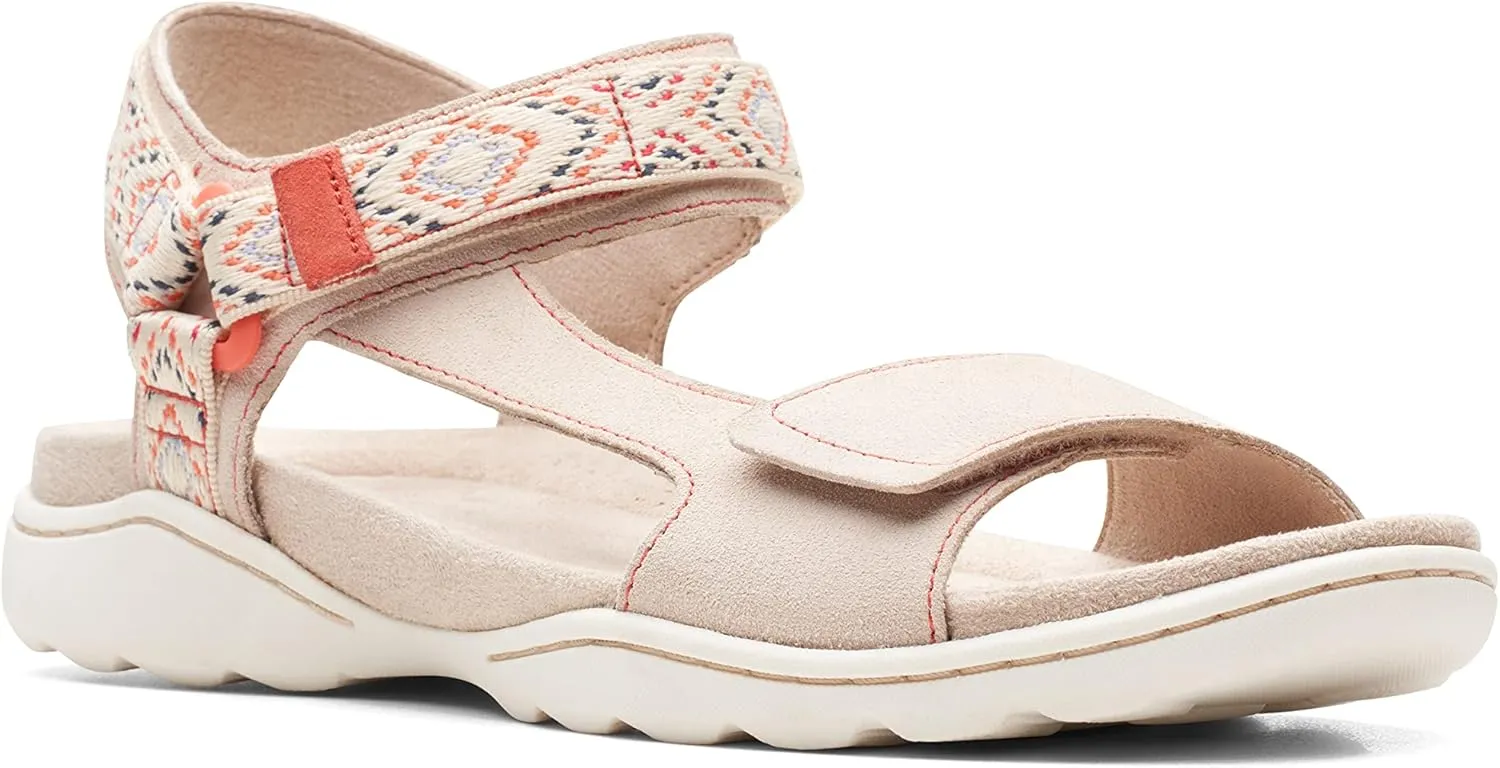 Clarks Women's Amanda Step Flat Sandal