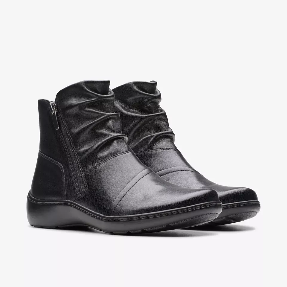 Clarks Women's Cora Pace Black | Chocolate Leather