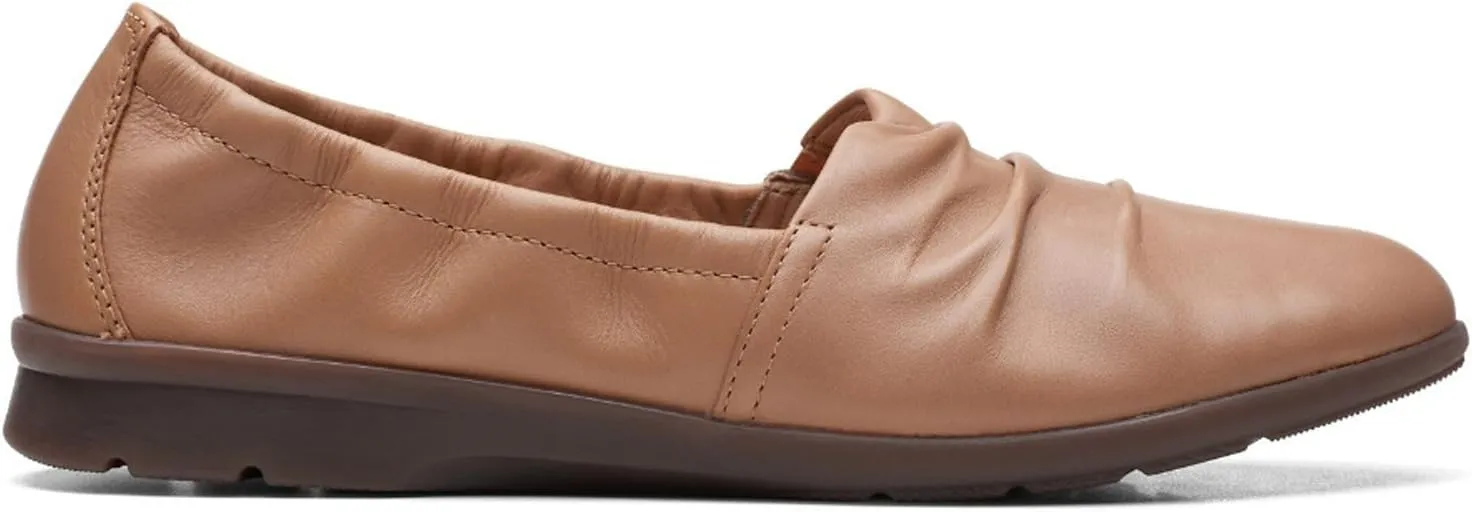 Clarks Women's Jenette Ruby Loafer