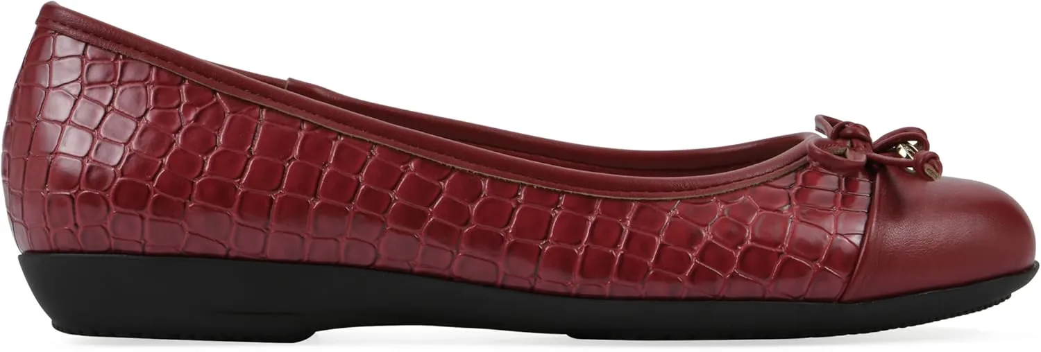 CLIFFS BY WHITE MOUNTAIN Women's Careen Cushioned Ballet Flat