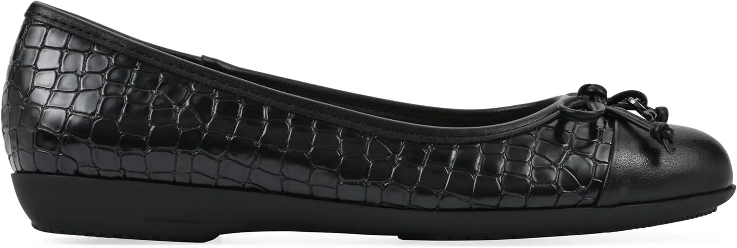 CLIFFS BY WHITE MOUNTAIN Women's Careen Cushioned Ballet Flat