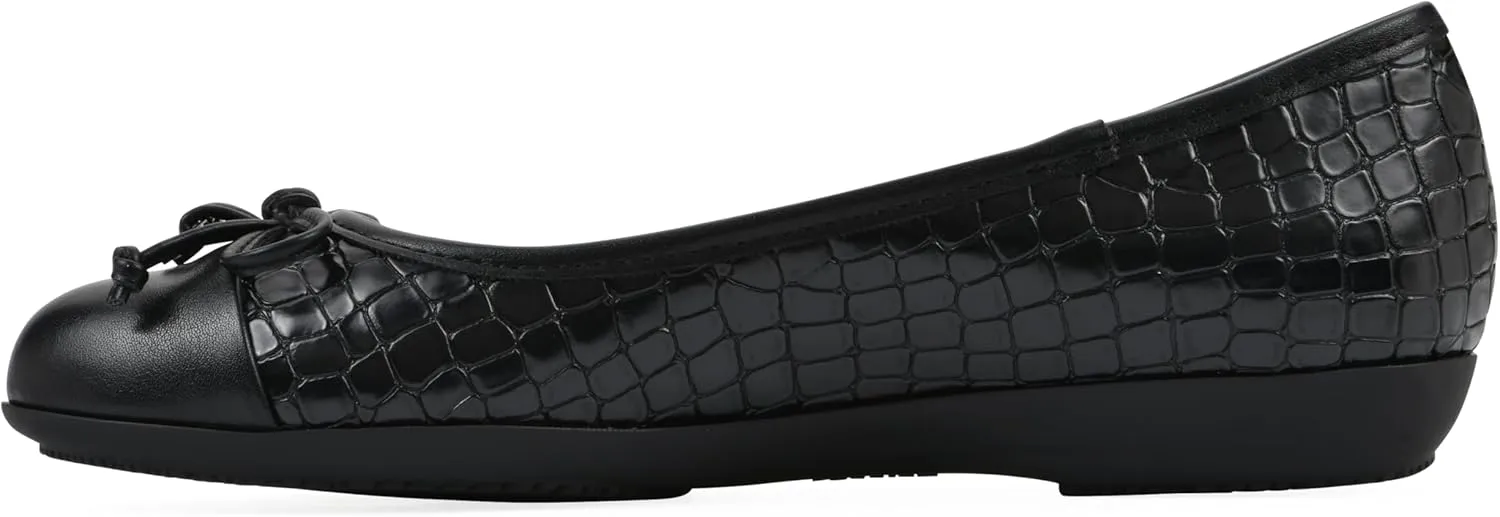 CLIFFS BY WHITE MOUNTAIN Women's Careen Cushioned Ballet Flat