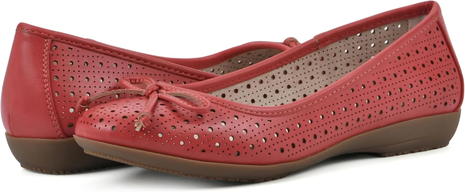 CLIFFS BY WHITE MOUNTAIN Women's Cheryl Cushioned Ballet Flat