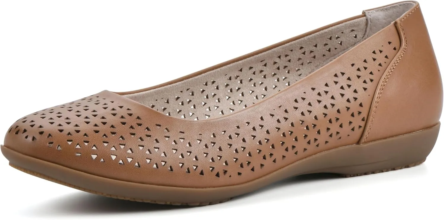 CLIFFS BY WHITE MOUNTAIN Women's Cindy Cushioned Ballet Flat