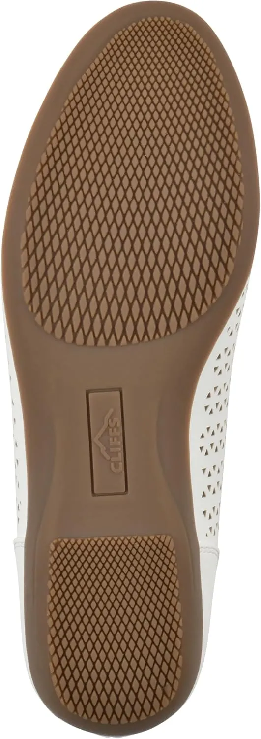CLIFFS BY WHITE MOUNTAIN Women's Cindy Cushioned Ballet Flat
