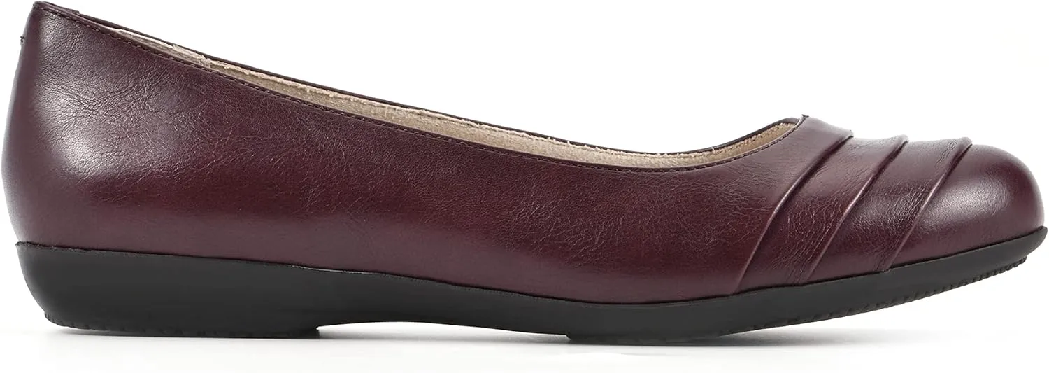 CLIFFS BY WHITE MOUNTAIN Women's Clara Ballet Flat
