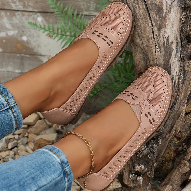 Comfortable, breathable flat shoes for women