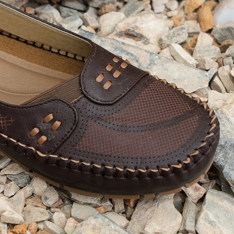 Comfortable, breathable flat shoes for women