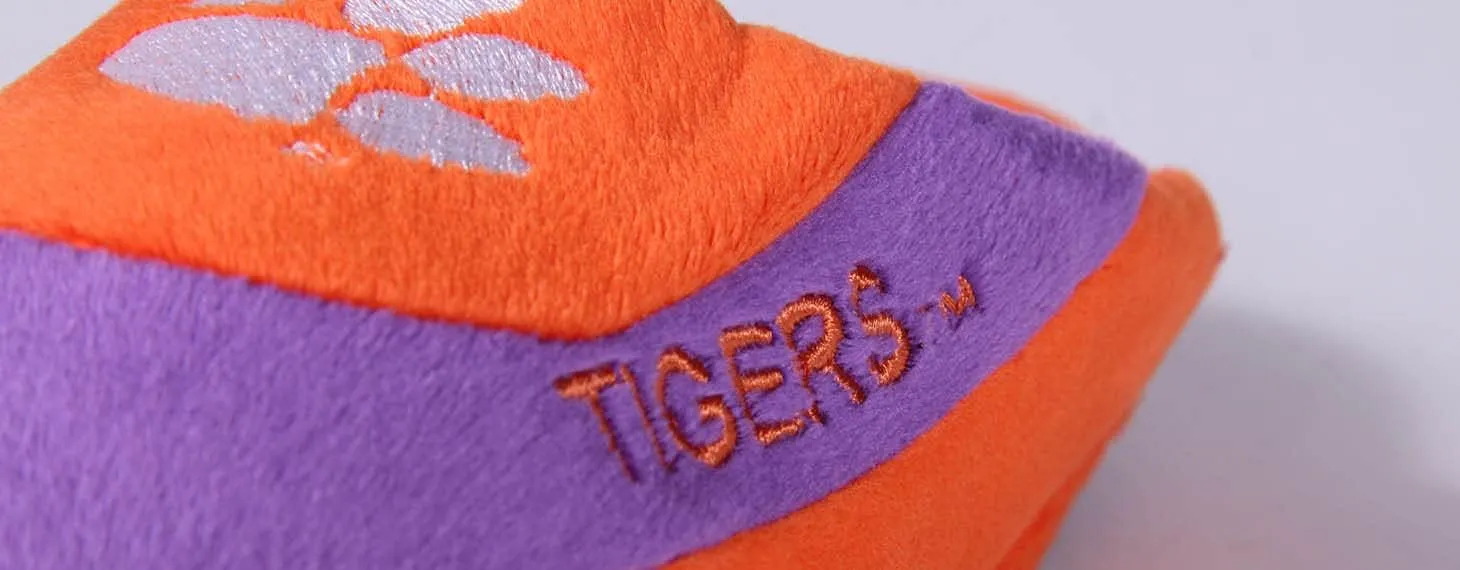 Comfy Feet NCAA Low Pro Stripe Slip On Slippers