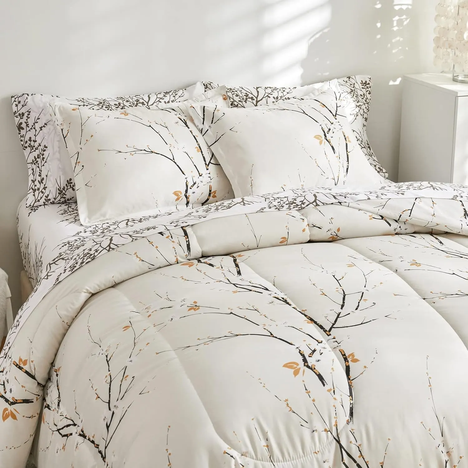 Cream White Bed in a Bag Queen 7 pc Branch Style All Season Soft Microfiber Reversible Bed Comforter Set (1 Comforter 2 Pillow Shams 1 Flat Sheet 1 Fitted Sheet 2 Pillowcases)