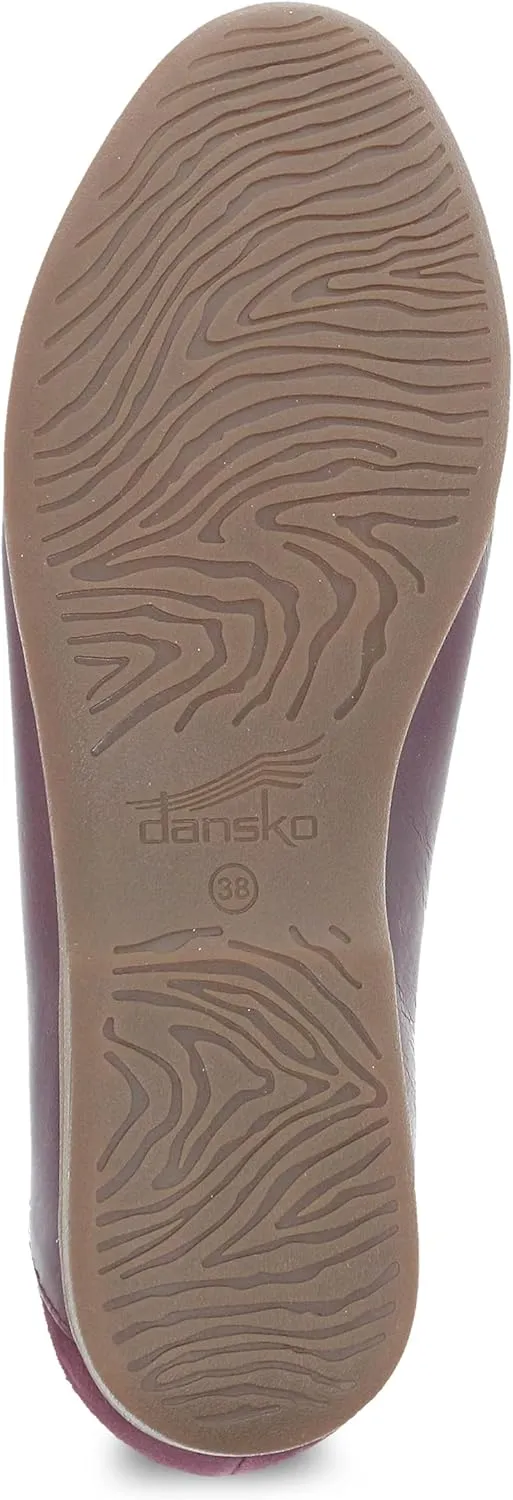 Dansko Lace Slip-On Loafer for Women – Comfortable Flat Shoes with Arch Support – Versatile Casual to Dressy Footwear – Lightweight Rubber Outsole