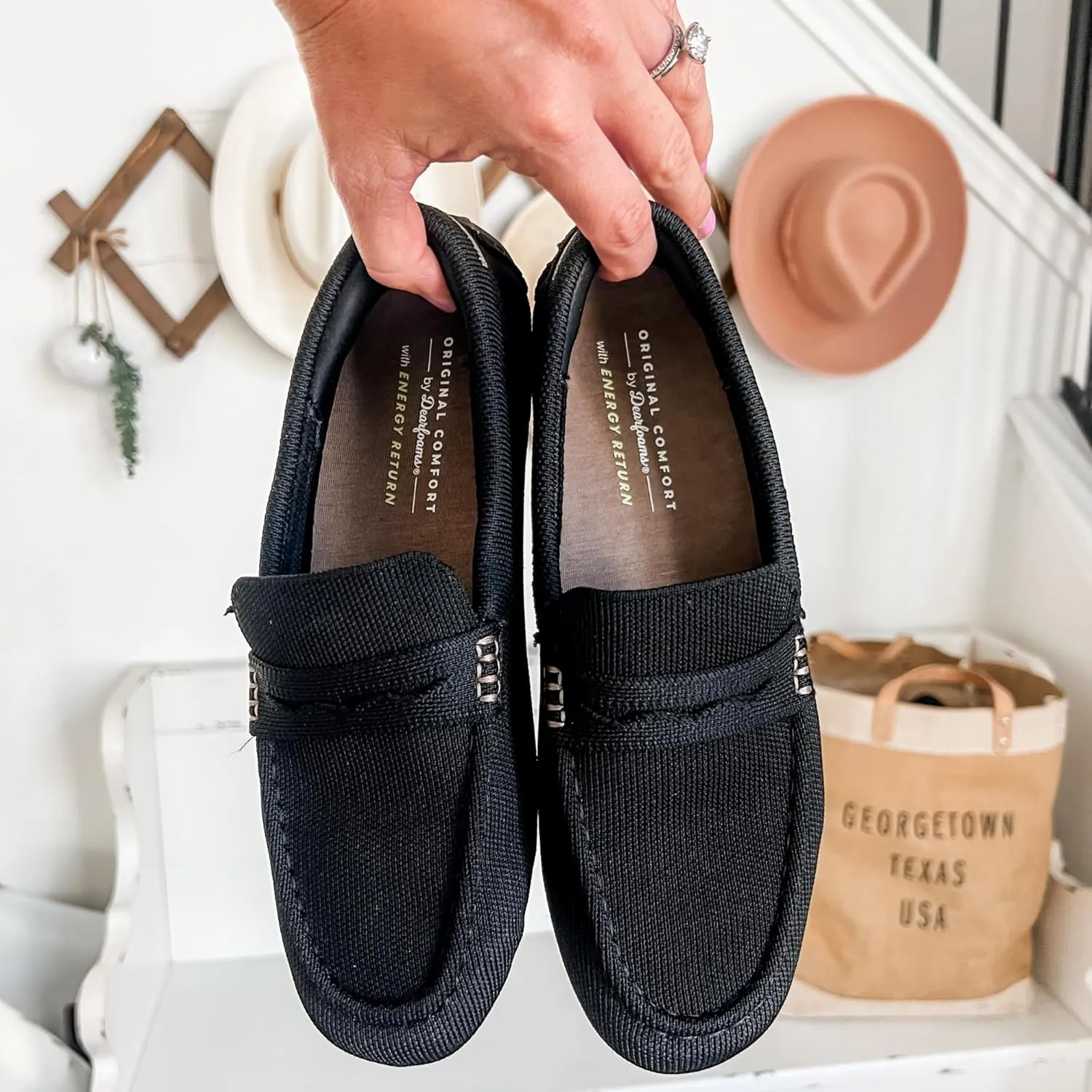 Dearfoams Women's Hazel-Lighweight Driving Loafer Machine Washable Comfortable Shoe