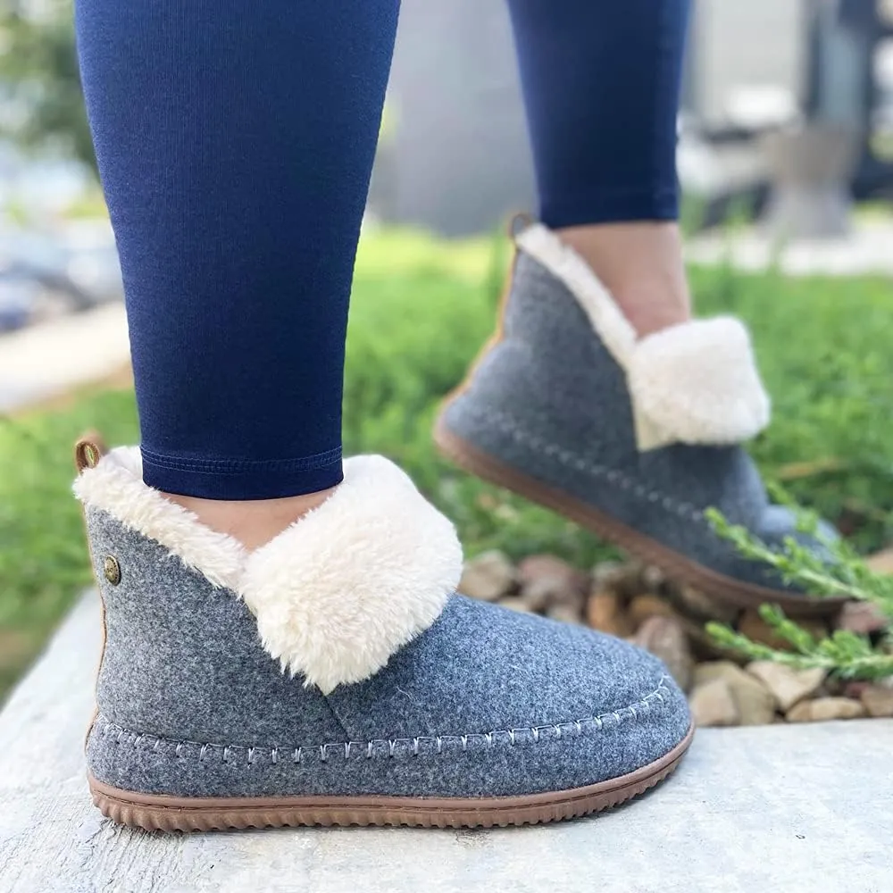 Dearfoams Women's Moritz Indoor/Outdoor Cozy Bootie Camping Furry Slipper