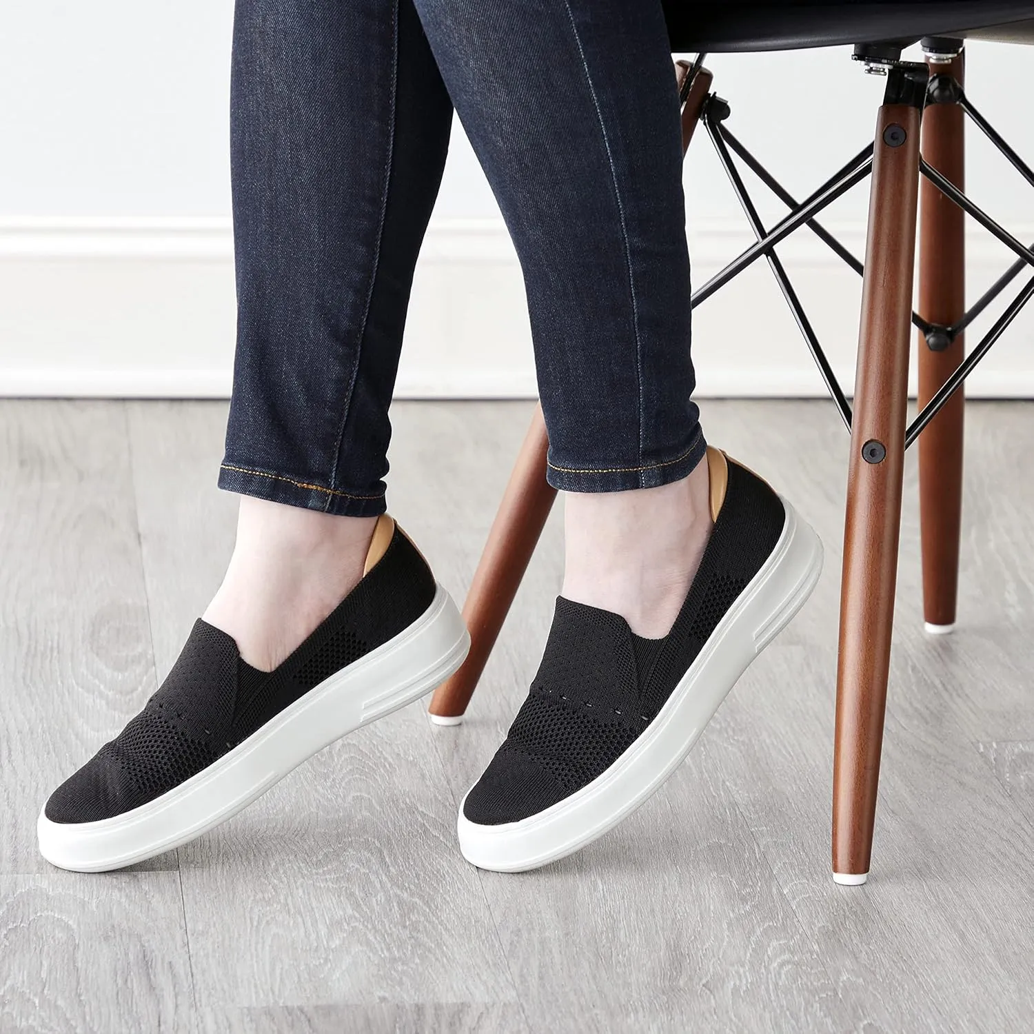 Dearfoams Women's Slip-On Lightweight Comfortable Sophie Loafer