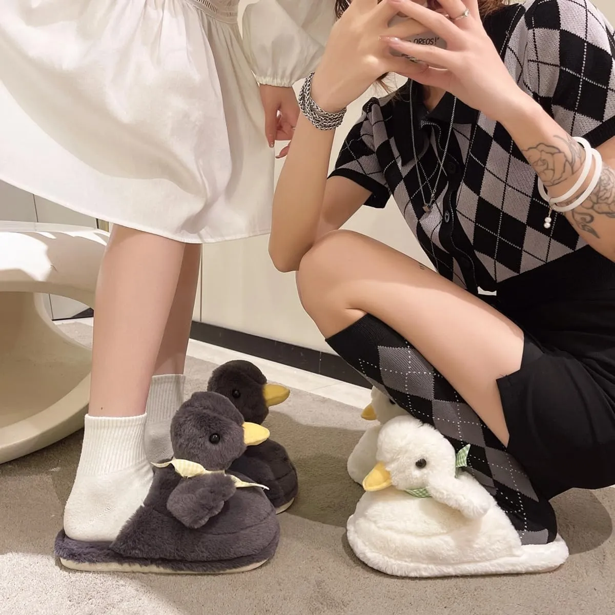 Duck Slippers for Women Fuzzy Animal Plush Slippers Winter Indoor House Slides Warm Fluffy Slipper for Men