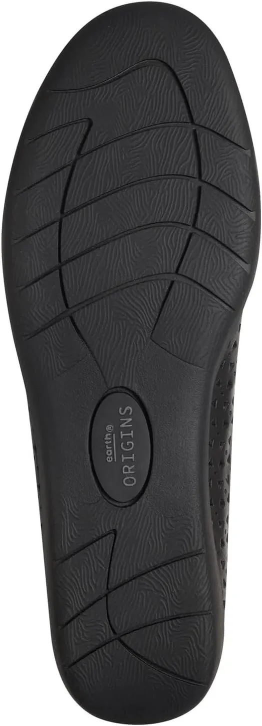 Earth Women's Origins, Fiona Flat
