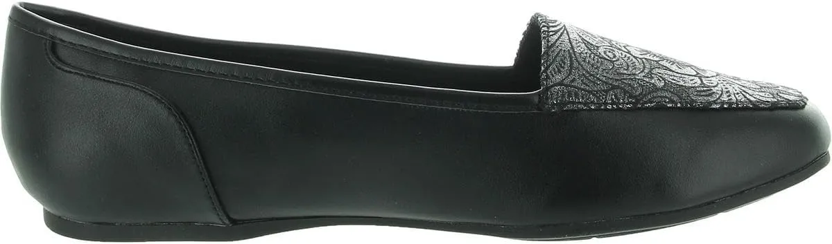 Easy Street Women's Thrill Flat Sneaker