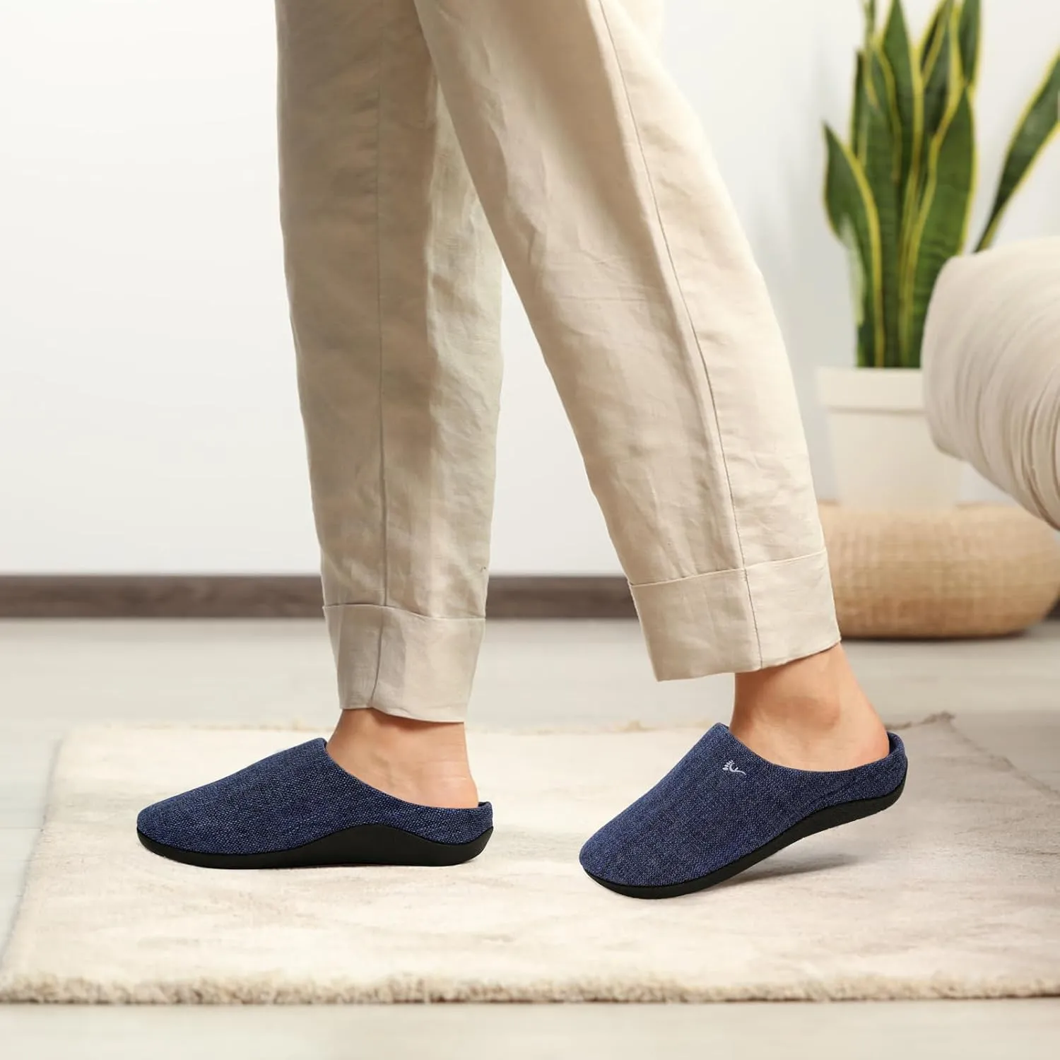 ERGOfoot Orthotic Slippers with Arch Support for Plantar Fasciitis Pain Relief, Comfortable Orthopedic Clog House Shoes with Indoor Outdoor Anti-Skid Rubber Sole