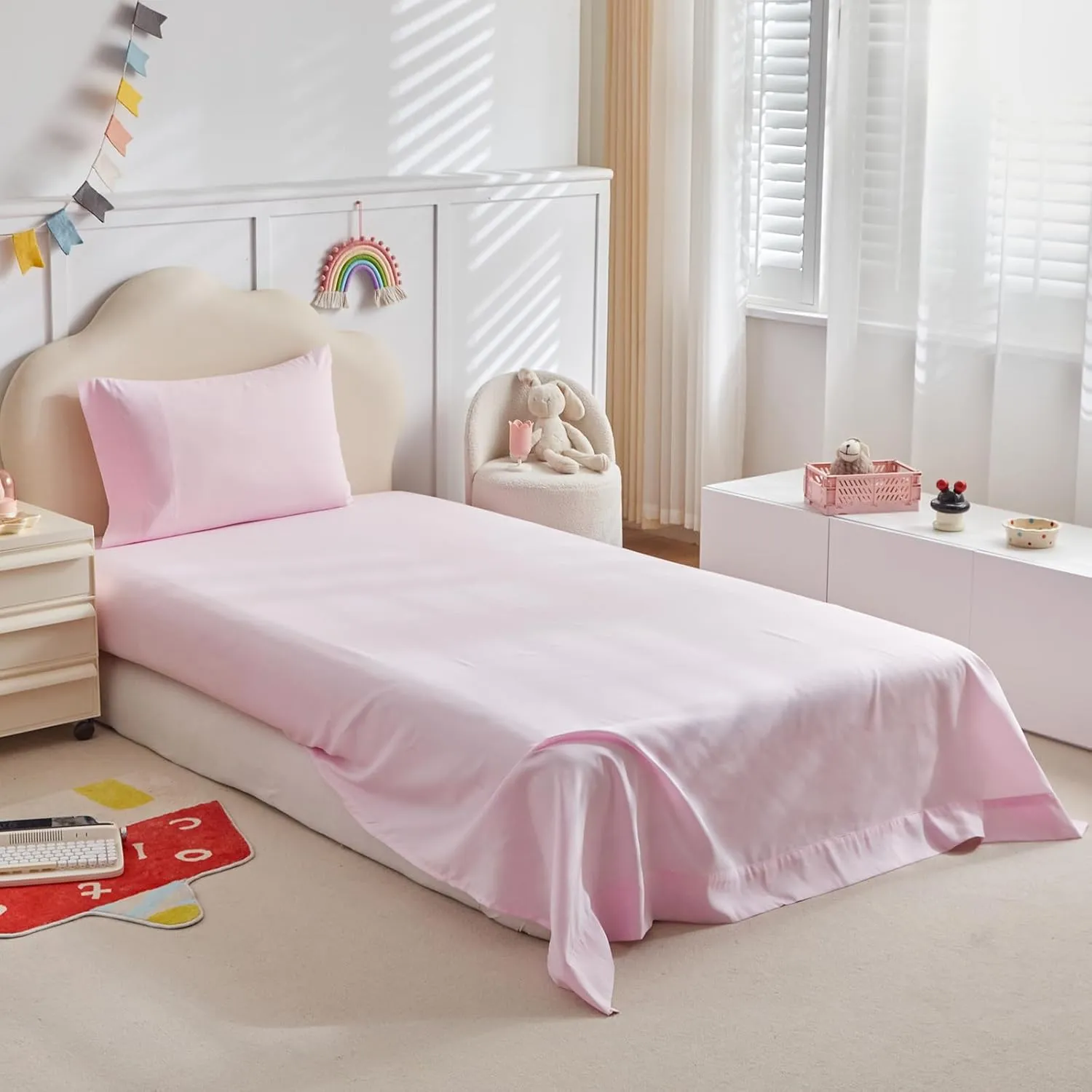 Girls Bed in a Bag Full Size Pink Unicorn Comforter Set with Castle and Rainbow - Soft 7 Pcs Princess Bedding Set (1 Comforter, 2 Pillow Shams, 1 Flat Sheet, 1 Fitted Sheet, 2 Pillowcases)