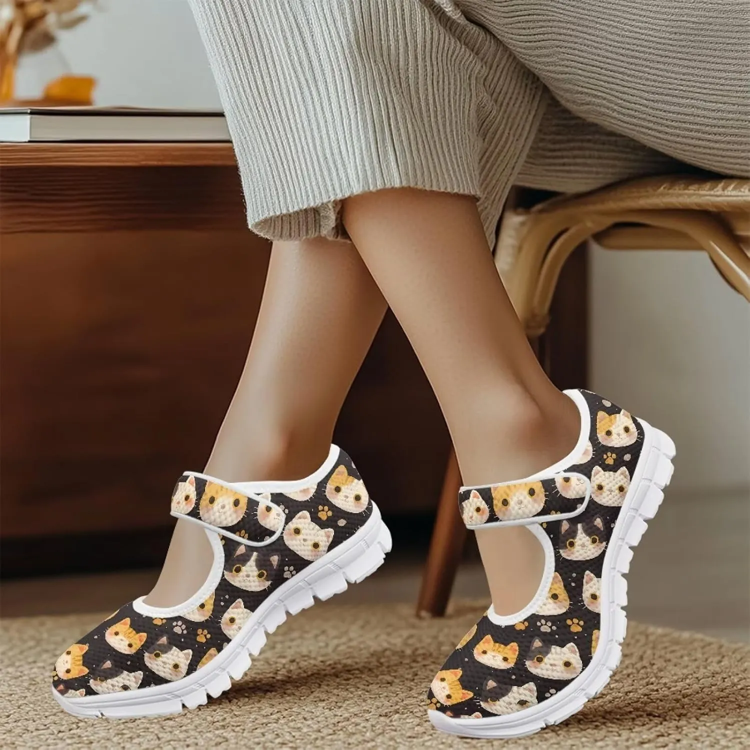 GOSTONG Women's Walking Shoes Lightweight Non Slip Round Toe Casual Shoes Breathable Mesh Daily Sneakers Nurses Work Flat Shoe Size 5.5-10