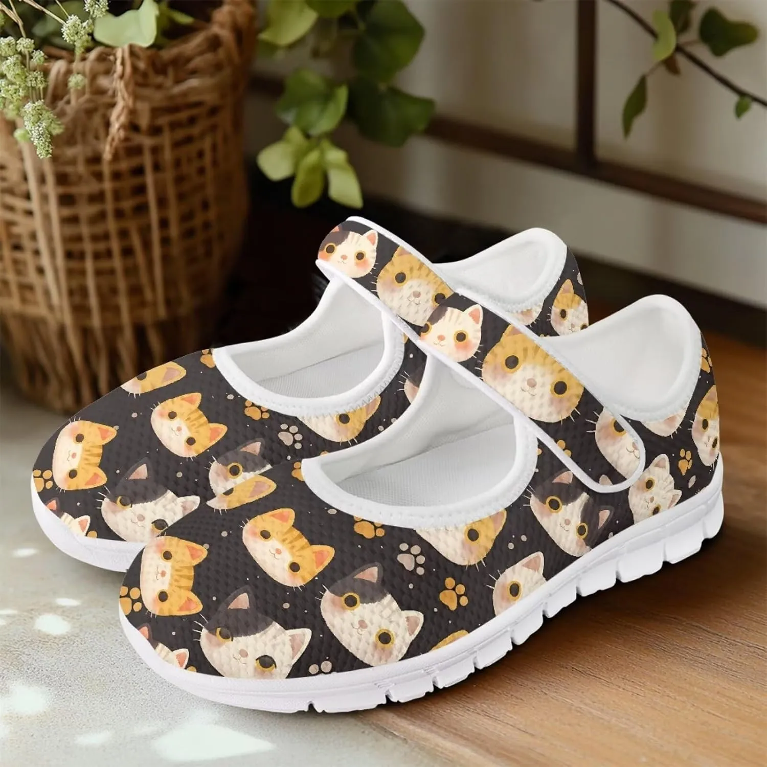 GOSTONG Women's Walking Shoes Lightweight Non Slip Round Toe Casual Shoes Breathable Mesh Daily Sneakers Nurses Work Flat Shoe Size 5.5-10