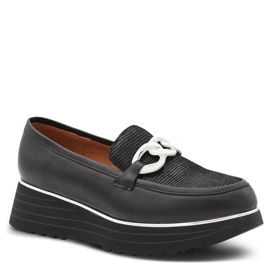 hitch black