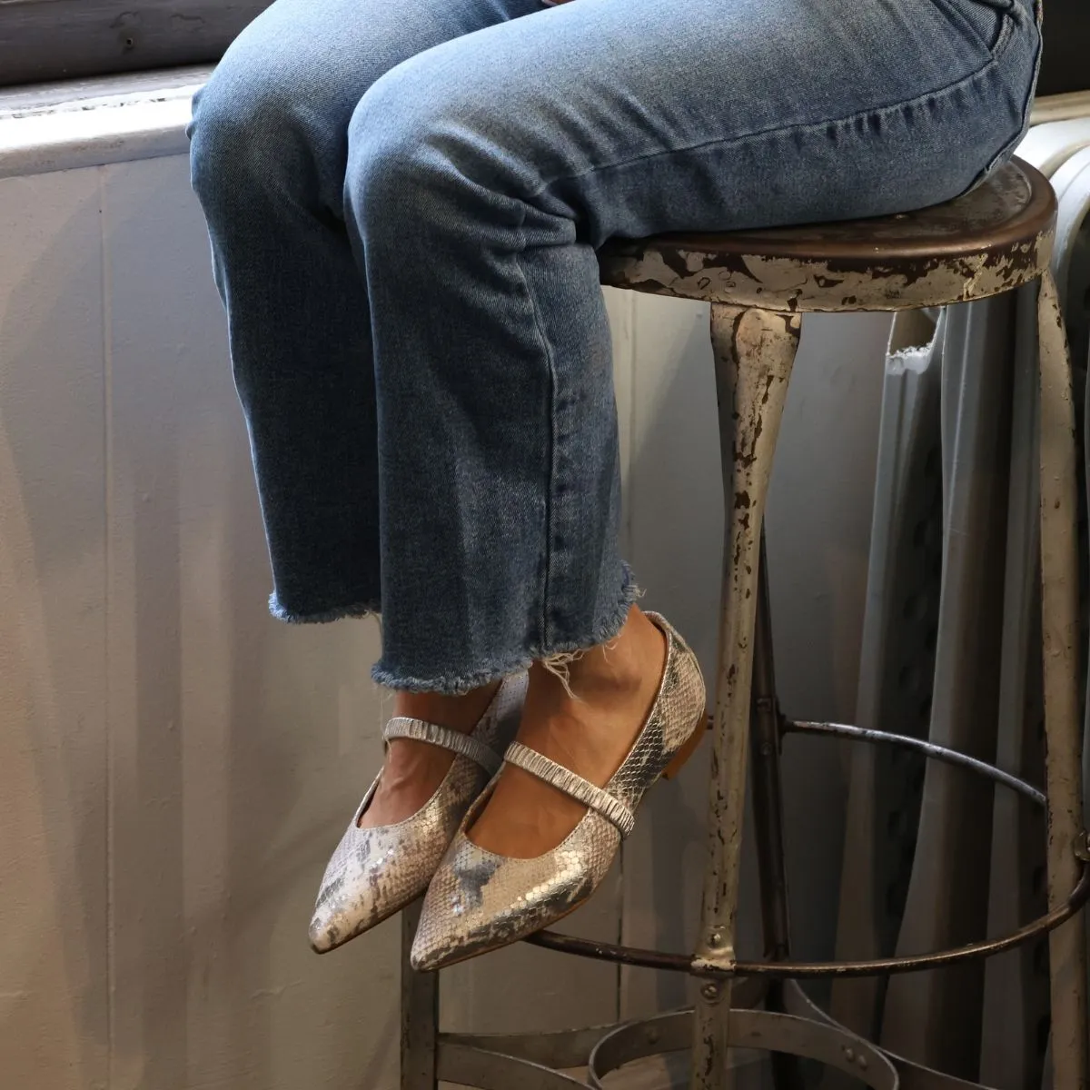 Lilah Mary Jane Flat