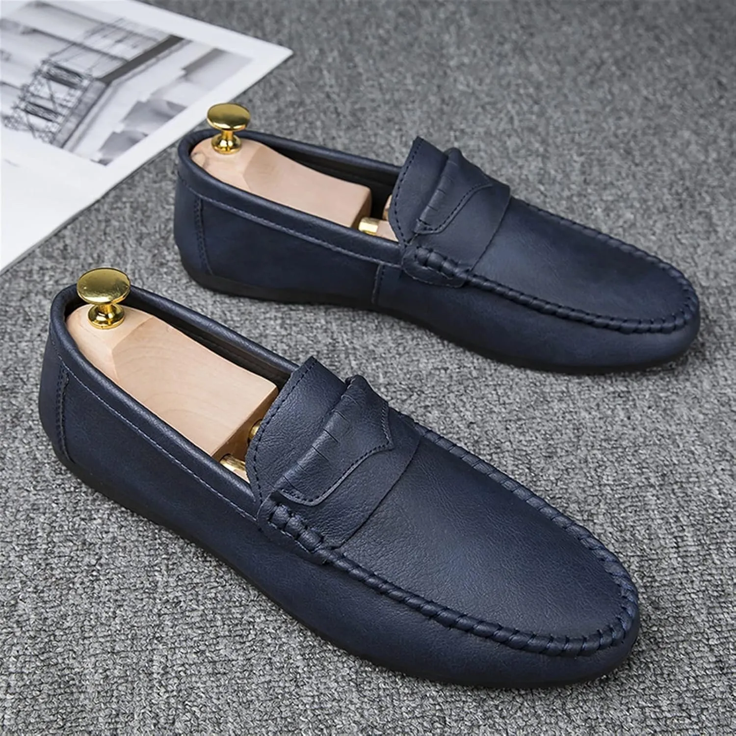 Loafers for Men Simple Moccasins Shoes Leather Flexible Slip Resistant Lightweight Fashion Slip-on