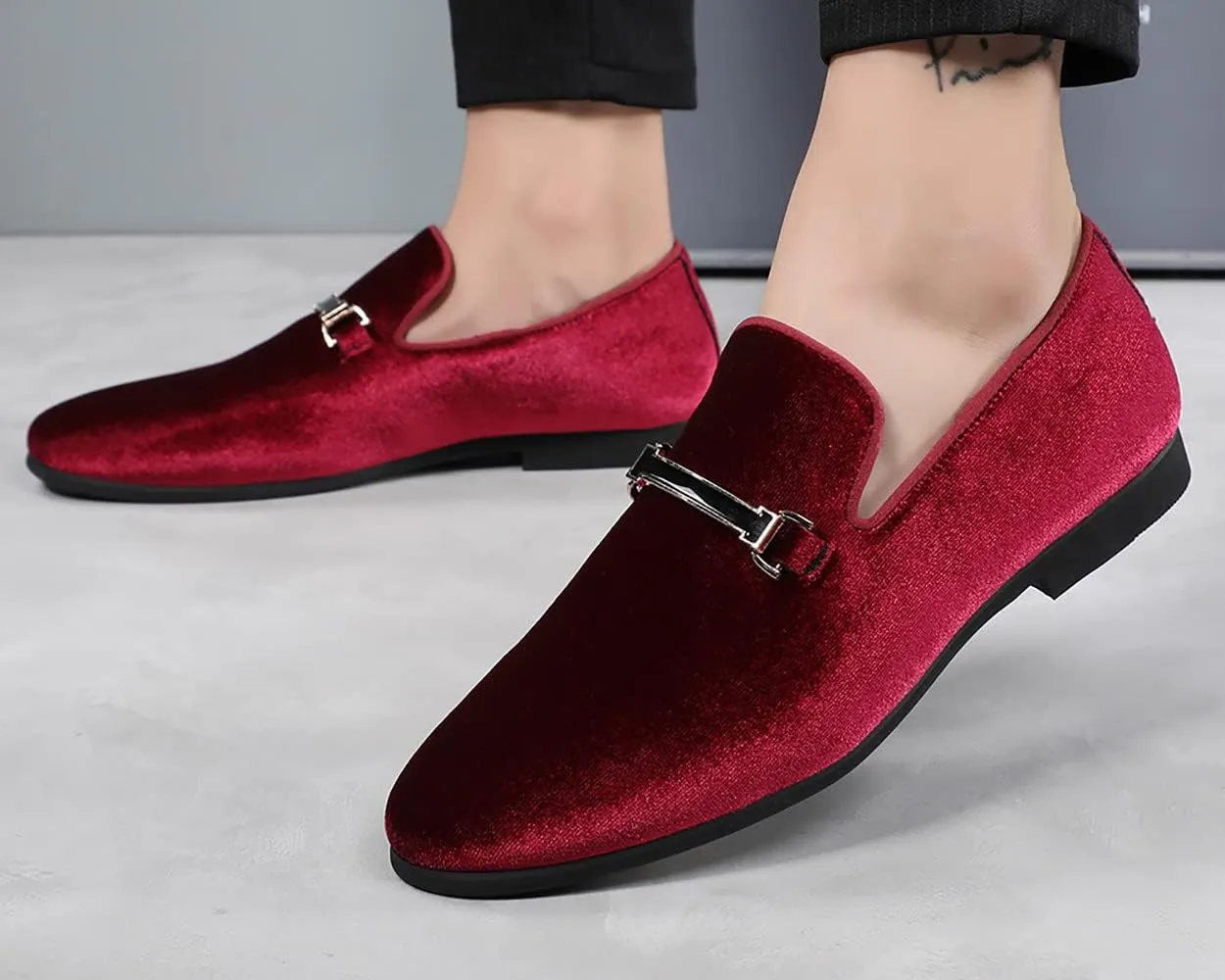 Mens Blue Dress Shoe Prom Velvet Loafers Red Wedding Shoes Horsebit Flat Driving Moccasin Shoes for Men