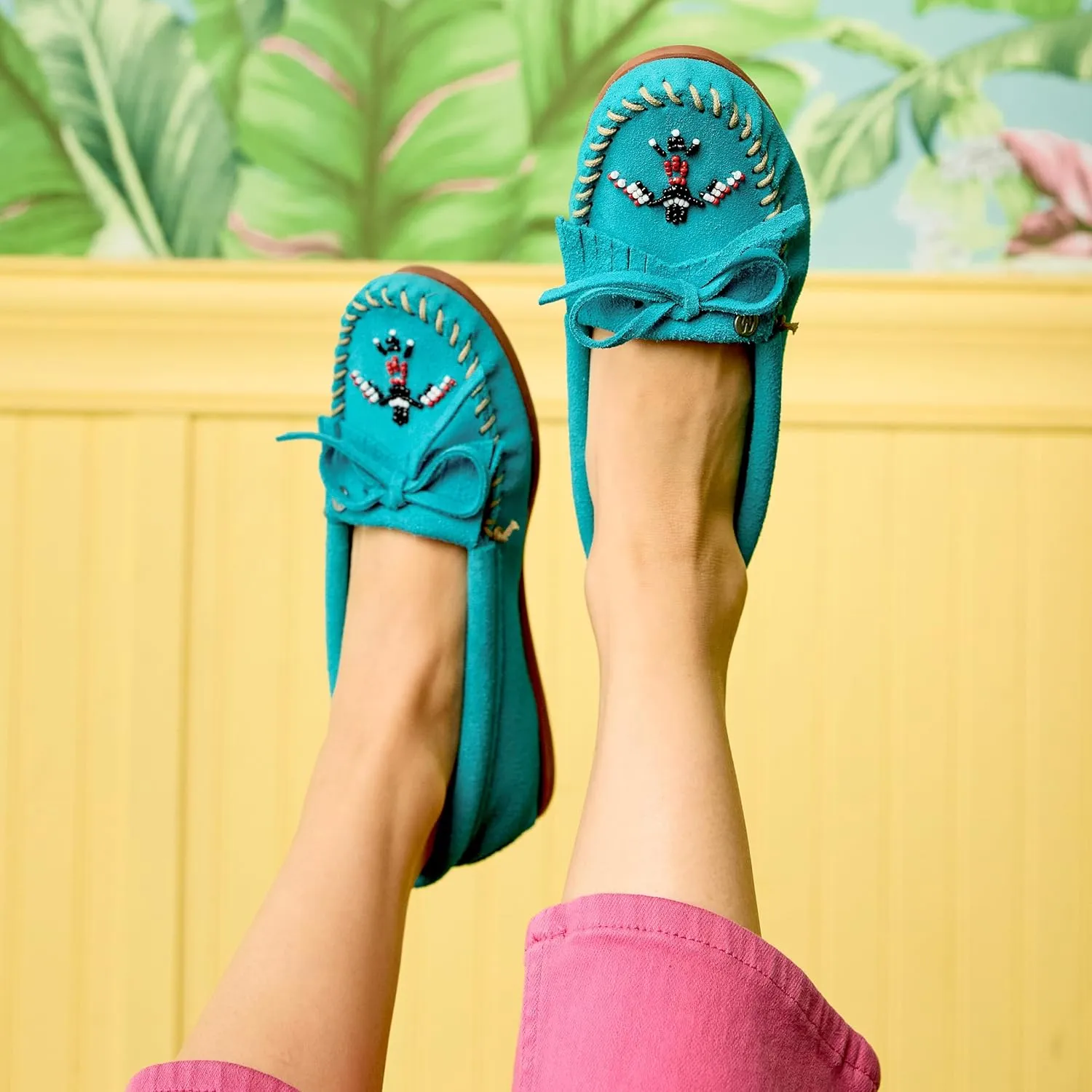 Minnetonka Women’s Thunderbird “Animikii” Hardsole – Moccasins for Women with a Classic Leather Moccasin Silhouette, Cushioned Footbed, and Beaded Moccasin Design