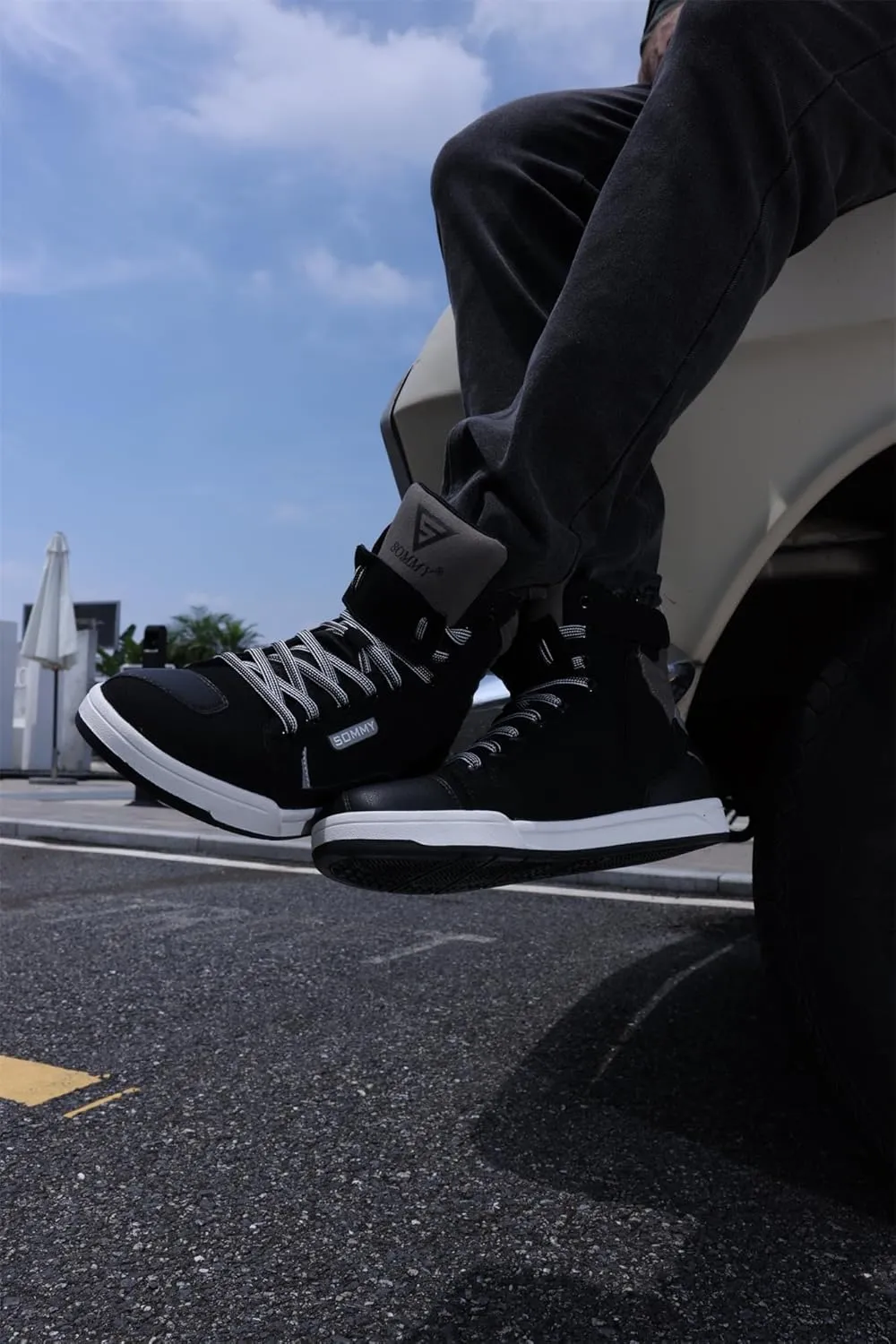 Motorcycle Boots Street Riding Shoes Anti-Slip Outdoor Trekking Hike Work Shoes for Men Riding Shoes Anti-Slip Outdoor Shoes