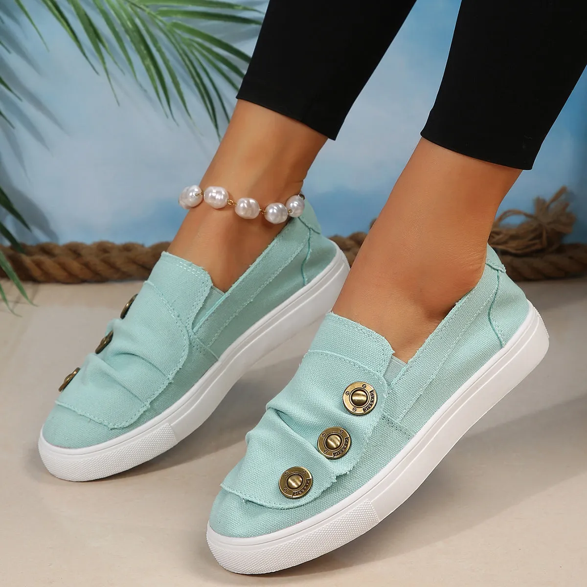 Nanccy Canvas Breathable Fashionable Flat Shoes