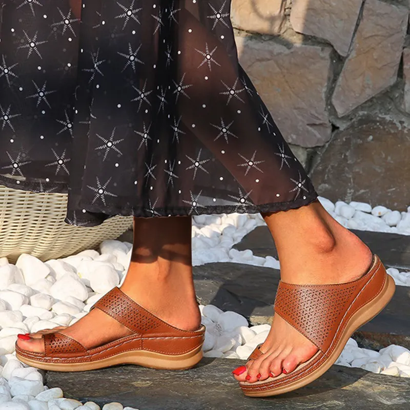 Nanccy Comfortable Breathable  Platform Flat Sandals