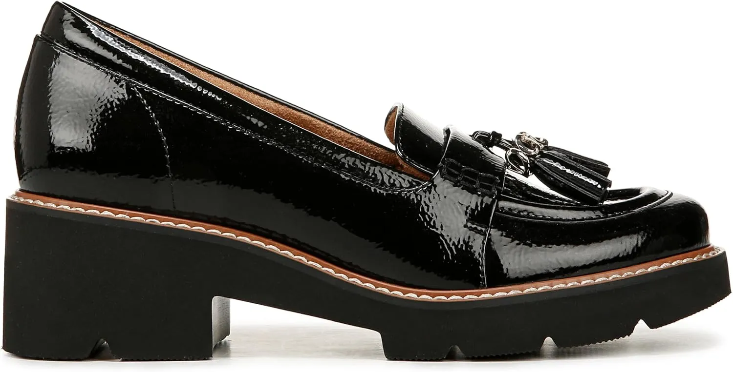 Naturalizer Women's Committed Loafer