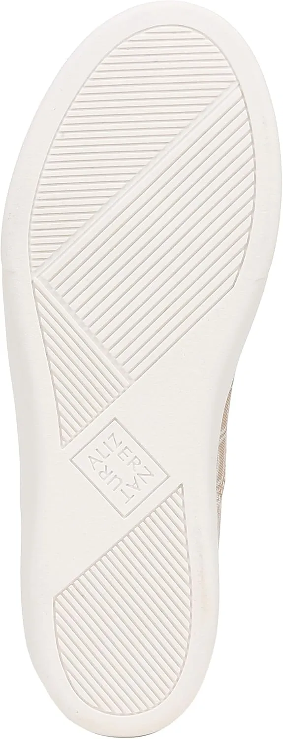 Naturalizer Women's Desi Chain Detail Lug Sole Heel Loafer