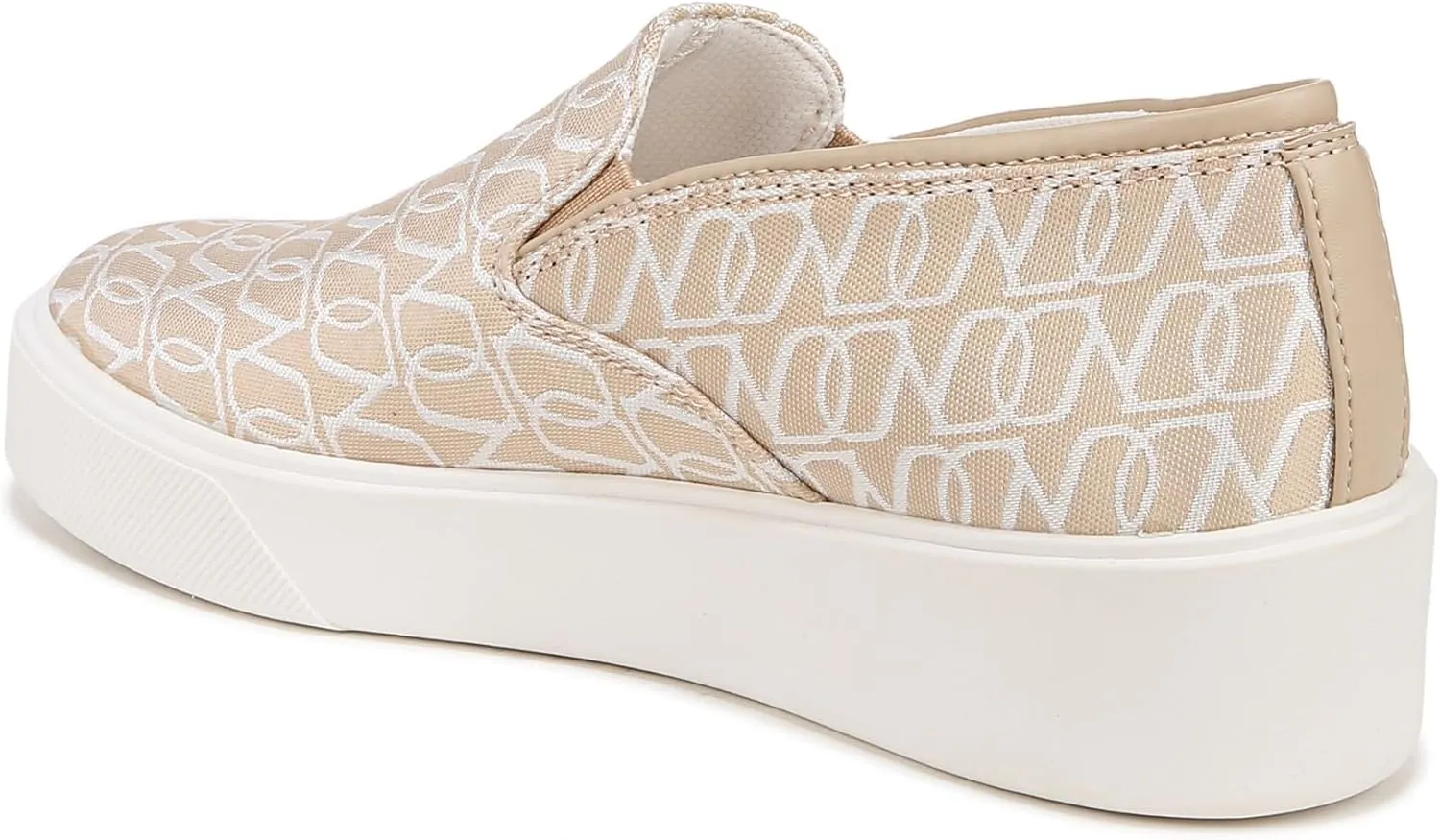 Naturalizer Women's Desi Chain Detail Lug Sole Heel Loafer