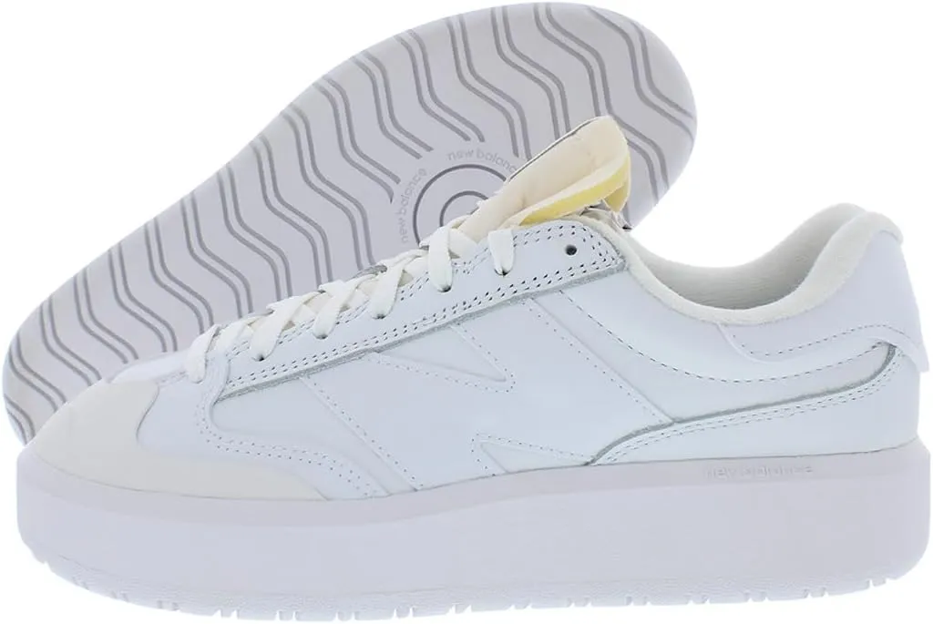 New Balance Women's 574 V2 Varsity Sneaker