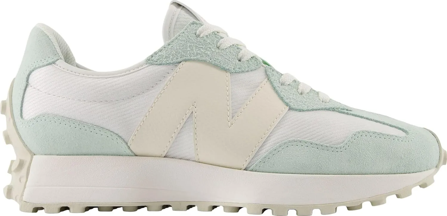 New Balance Women's Classic Sneaker