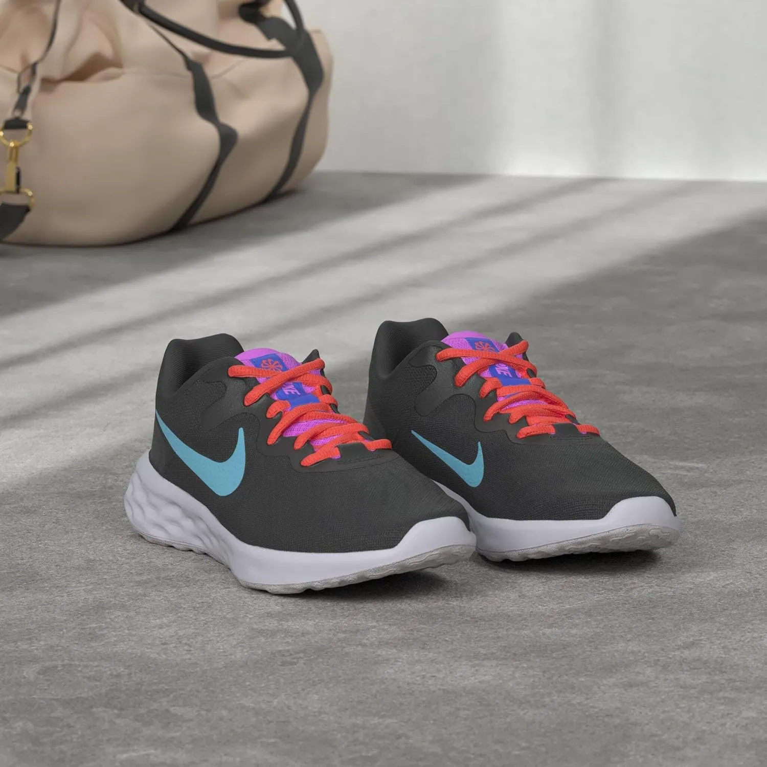 Nike Women's Sneaker