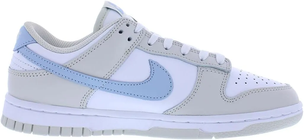 Nike Women's W Dunk Low Sneaker