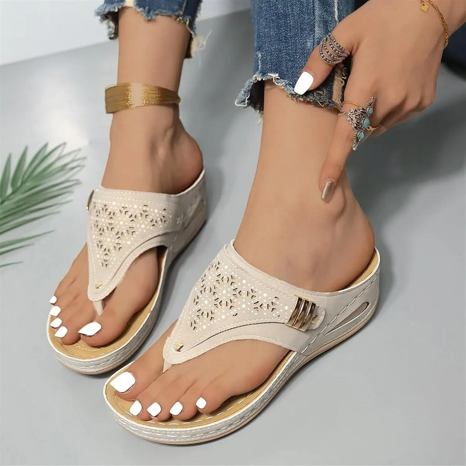 Orthopedic Sandals for Women Casual Comfort Breathable Open Toe Mesh Hollow Sports Sandals Non-Slip Summer Beach Sandals