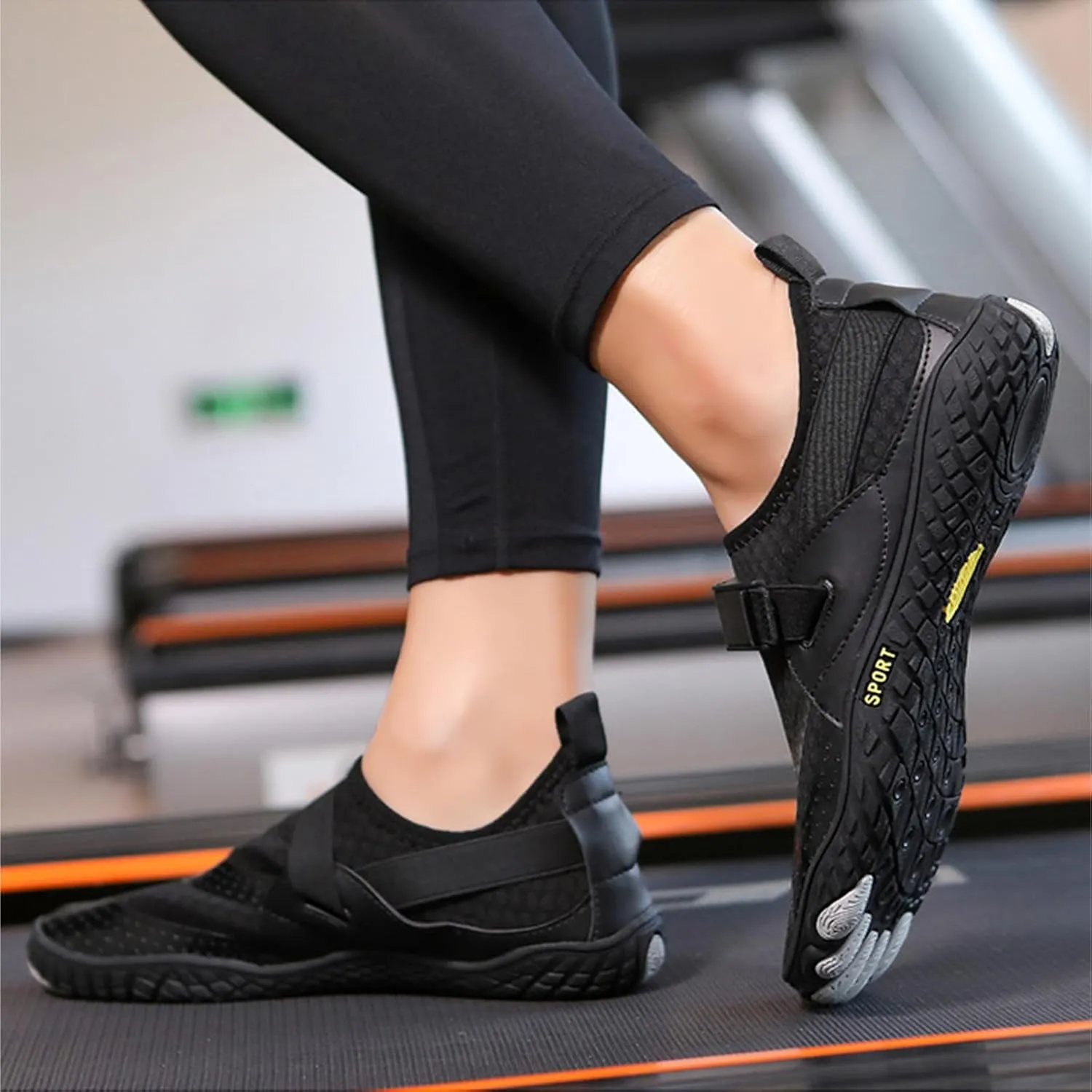 Outdoor Jogging Sneakers for Men Casual Sneaker Mesh Breathable Walking Shoe Arch Support Sports Shoes for Men