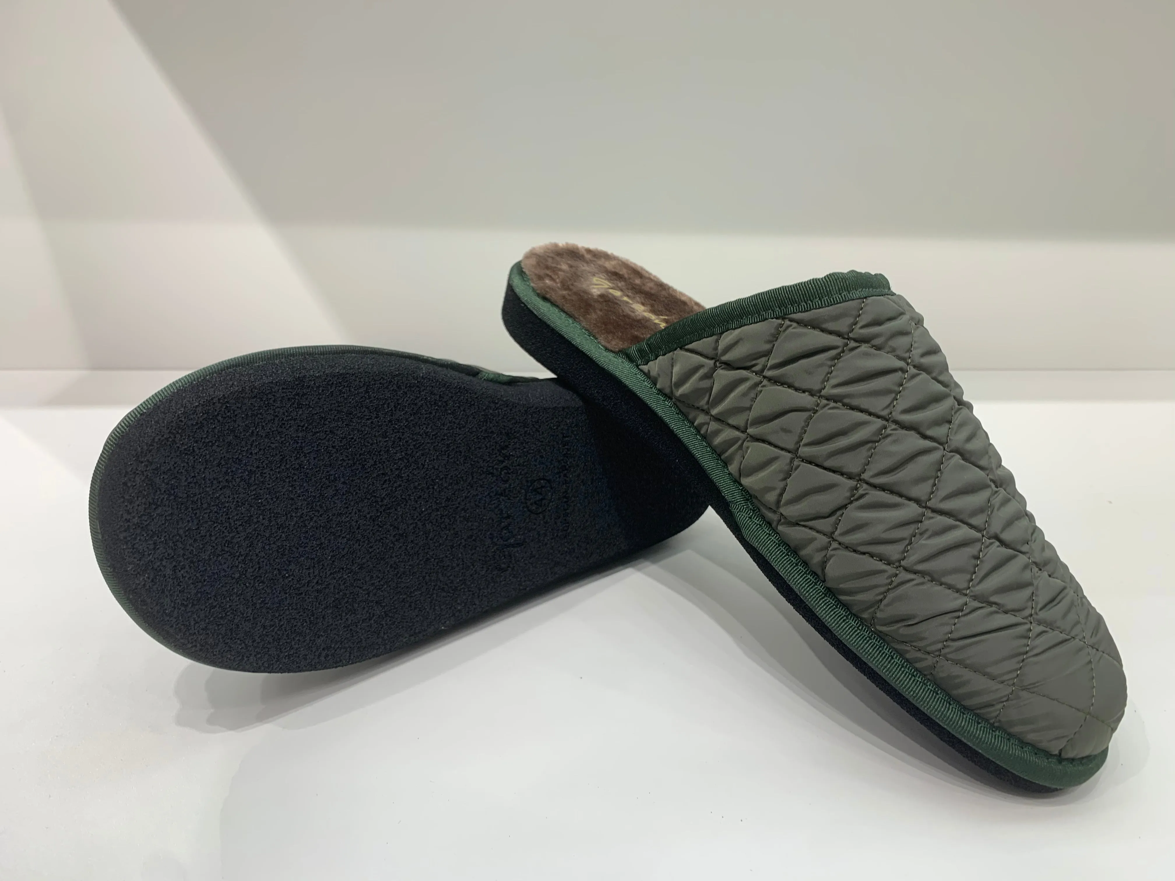 PLUSH ELITE GREEN BROWN