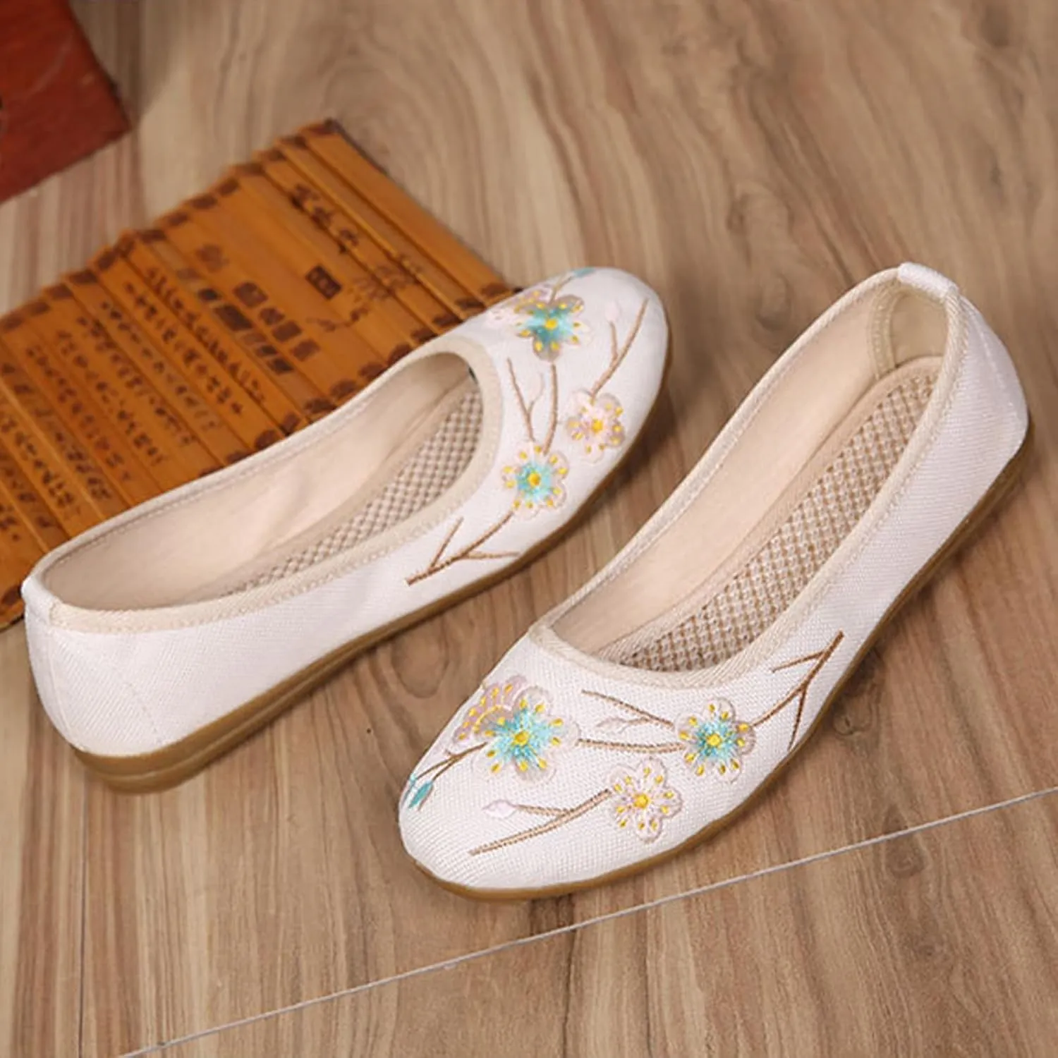 Retro Women's Soft Linen Shoes, Traditional Chinese Fashion Flat Heel Casual Footwear, Slip on Breathable Embroider Flat Shoes,7,A